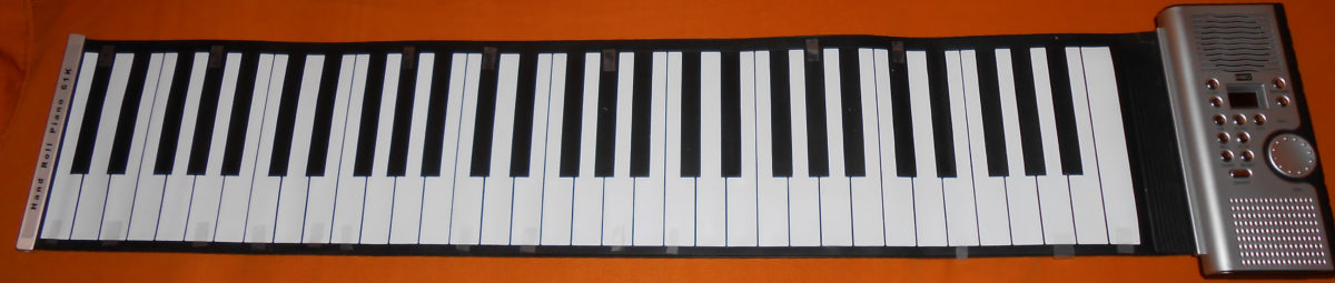 hand roll piano